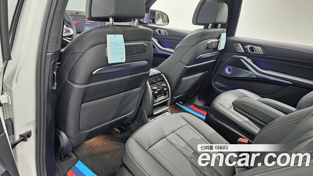 BMW X7 (G07) M60i xDrive M sport 6STR 2024 — фото 33