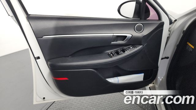 Hyundai Sonata (DN8) 2.0 Premium 2021 — фото 24