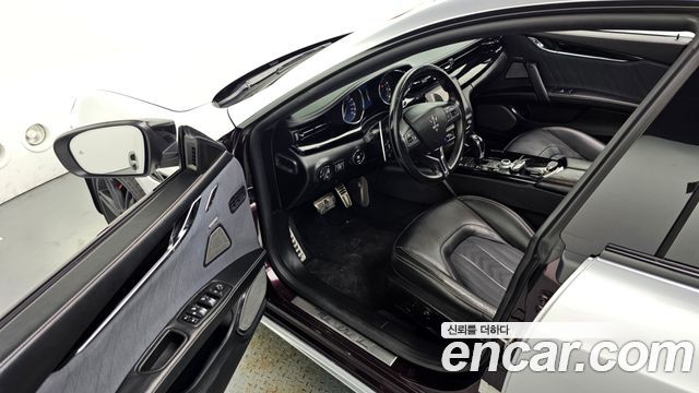 Maserati Quattroporte S Q4 3.0 V6 Granlusso 2017 — фото 10