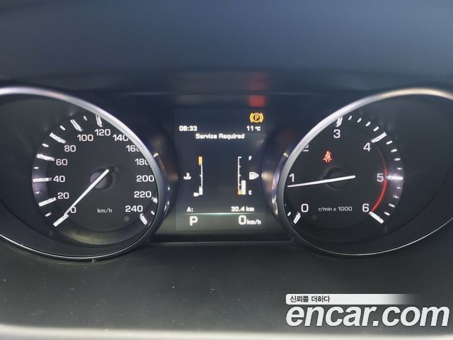 Land Rover Discovery Sport 2.0 TD4 HSE Luxury 2016 — фото 8