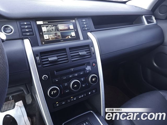 Land Rover Discovery Sport 2.0 TD4 HSE Luxury 2016 — фото 19
