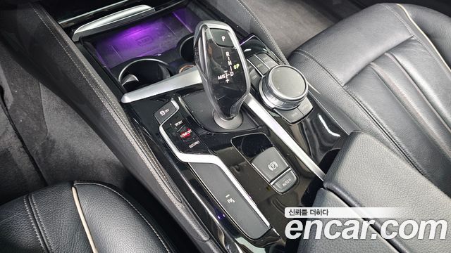 BMW 5 Series (G30) 520i Luxury 2018 — фото 9