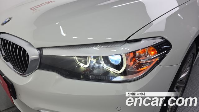 BMW 5 Series (G30) 520i Luxury 2018 — фото 28