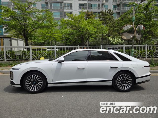 Hyundai Grandeur (GN7) 2,5 Gasoline 2WD Calligraphy 2025 — фото 2