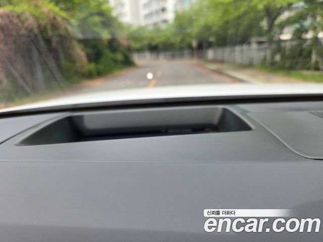Hyundai Grandeur (GN7) 2,5 Gasoline 2WD Calligraphy 2025 — фото 22