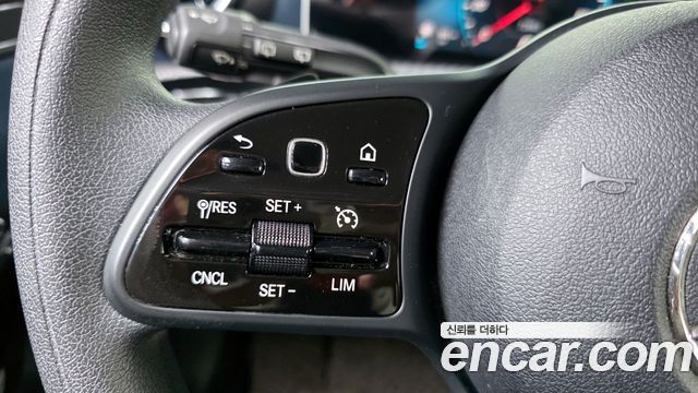 Mercedes-Benz A-Class (W177) A220 Hatchback 2019 — фото 29