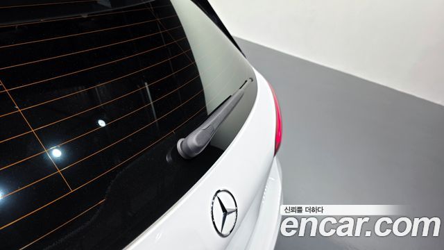Mercedes-Benz A-Class (W177) A220 Hatchback 2019 — фото 31