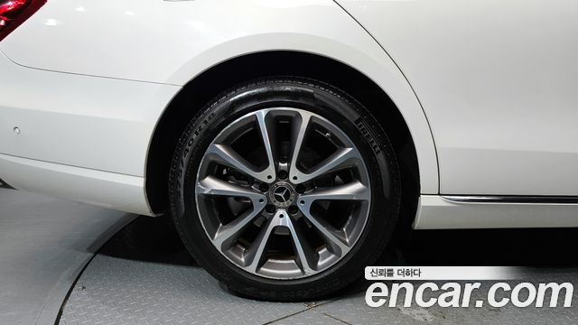 Mercedes-Benz E-Class (W213) E300 4MATIC Avnatgarde 2019 — фото 5