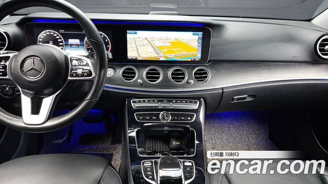 Mercedes-Benz E-Class (W213) E300 4MATIC Avnatgarde 2019 — фото 13