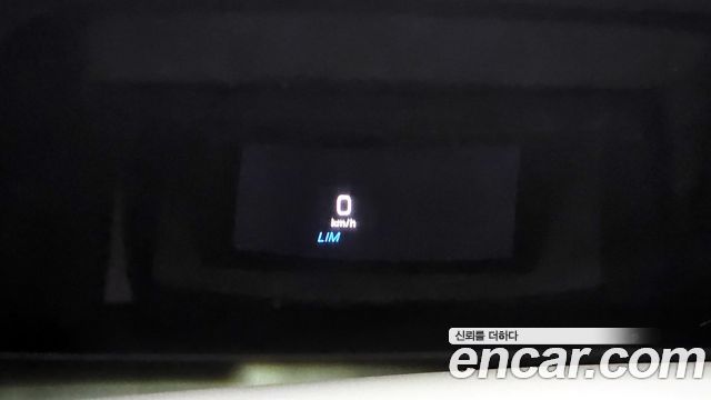Mercedes-Benz E-Class (W213) E300 4MATIC Avnatgarde 2019 — фото 17