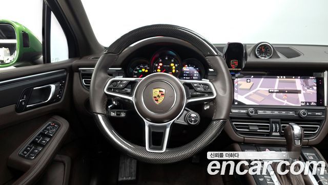 Porsche Macan 2.0 95B 2021 — фото 12