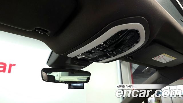 Porsche Macan 2.0 95B 2021 — фото 16