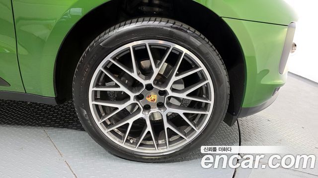 Porsche Macan 2.0 95B 2021 — фото 21