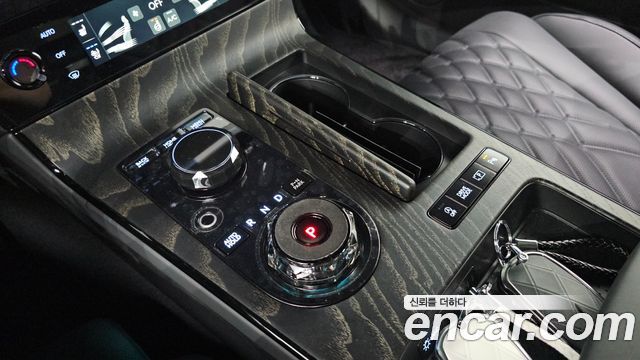 Genesis G80 (RG3) Gasoline 2.5 Turbo AWD Black 2026 — фото 9