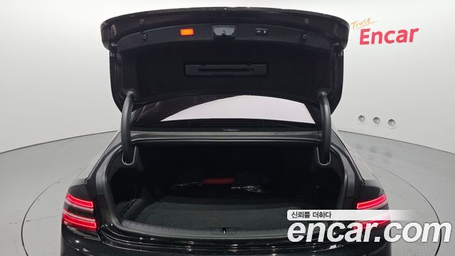 Genesis G80 (RG3) Gasoline 2.5 Turbo AWD Black 2026 — фото 15