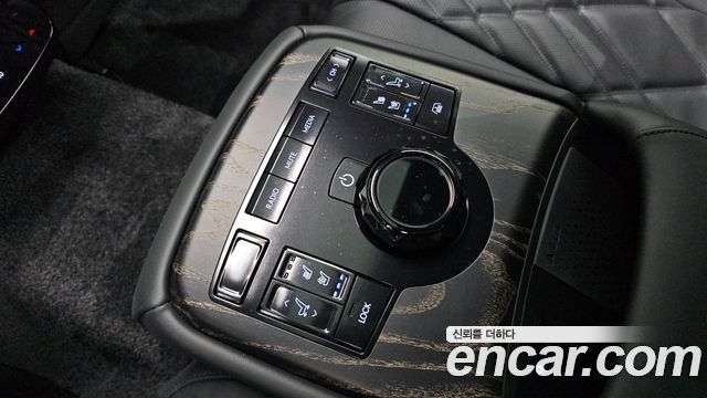 Genesis G80 (RG3) Gasoline 2.5 Turbo AWD Black 2026 — фото 31