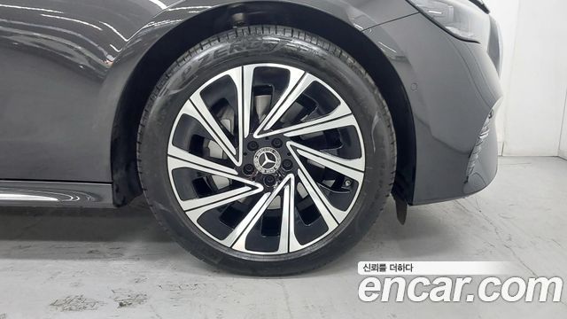 Mercedes-Benz E-Class (W214) E300 4MATIC Exclusive 2025 — фото 5