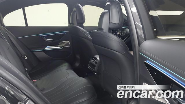 Mercedes-Benz E-Class (W214) E300 4MATIC Exclusive 2025 — фото 10