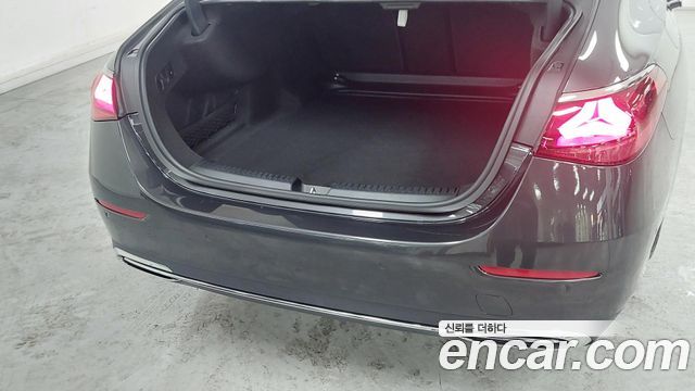Mercedes-Benz E-Class (W214) E300 4MATIC Exclusive 2025 — фото 15