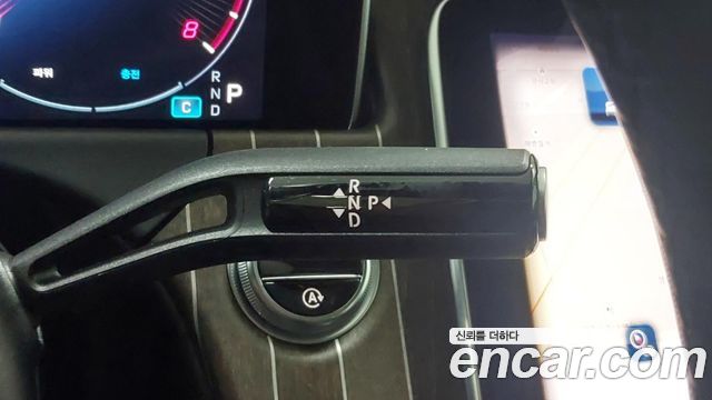 Mercedes-Benz E-Class (W214) E300 4MATIC Exclusive 2025 — фото 23