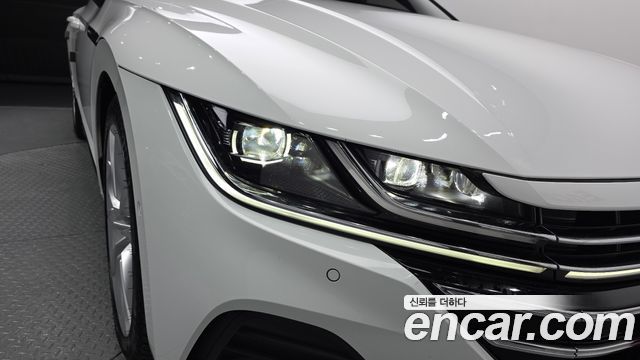 Volkswagen Arteon 2.0 TDI Prestige 2022 — фото 22