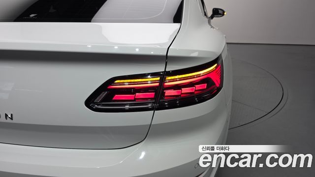 Volkswagen Arteon 2.0 TDI Prestige 2022 — фото 23