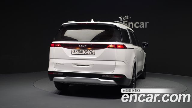 Kia Carnival (IV) Diesel 9-Seater Prestige 2023 — фото 4