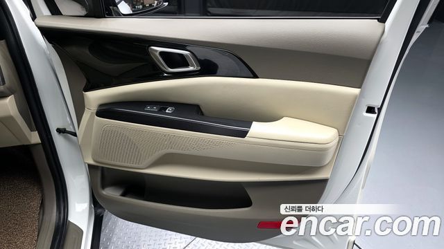 Kia Carnival (IV) Diesel 9-Seater Prestige 2023 — фото 24
