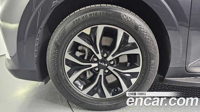 Kia Carnival (IV) Diesel 9-Seater Prestige 2023 — фото 5