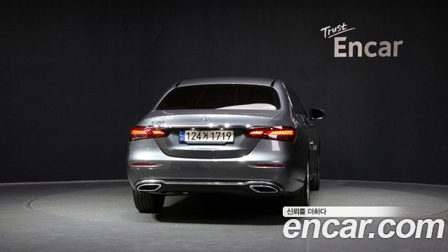 Mercedes-Benz E-Class (W213) E250 Exclusive 2021 — фото 4