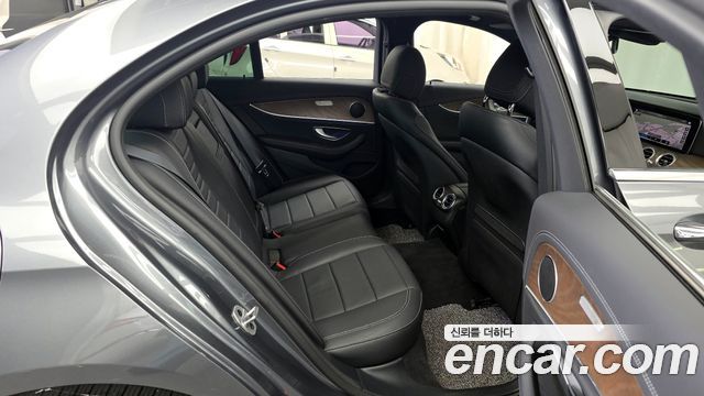 Mercedes-Benz E-Class (W213) E250 Exclusive 2021 — фото 12