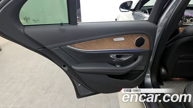 Mercedes-Benz E-Class (W213) E250 Exclusive 2021 — фото 25
