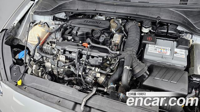 Hyundai Kona Gasoline 1.6 Turbo 2WD Inspiration 2021 — фото 6