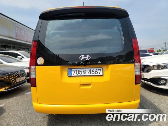Hyundai Staria L3.5  Kinder Safety Car 15-Seater 2025 — фото 5