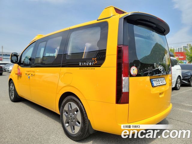 Hyundai Staria L3.5  Kinder Safety Car 15-Seater 2025 — фото 6