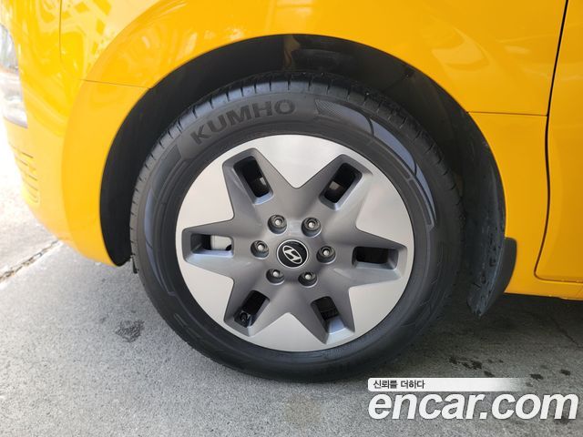 Hyundai Staria L3.5  Kinder Safety Car 15-Seater 2025 — фото 19