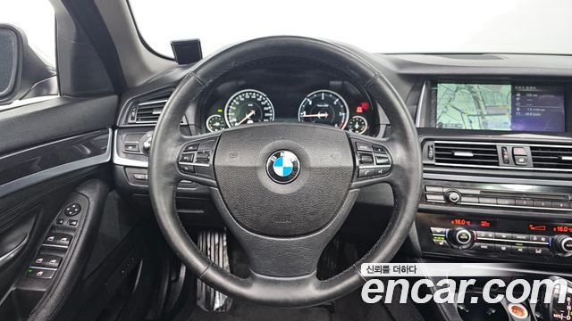 BMW 5 Series (F10) 520d 2014 — фото 17