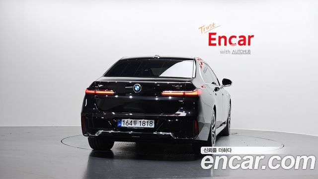 BMW 7 Series (G70) 740i xDrive M Sport 2025 — фото 4