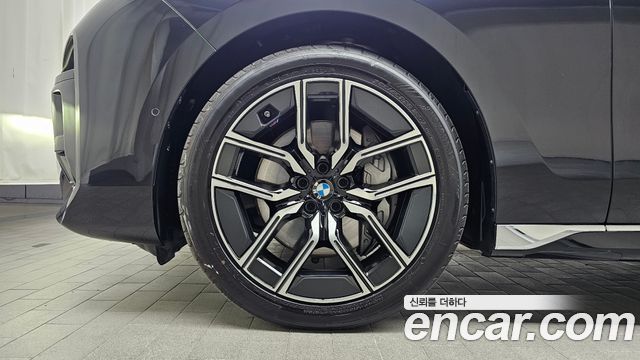 BMW 7 Series (G70) 740i xDrive M Sport 2025 — фото 5