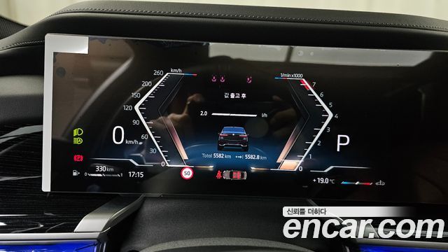 BMW 7 Series (G70) 740i xDrive M Sport 2025 — фото 8