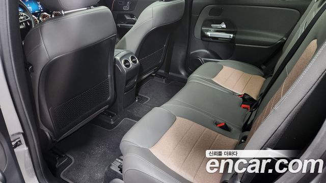 Mercedes-Benz EQB (X243) EQB300 4MATIC Electric Art 2024 — фото 10