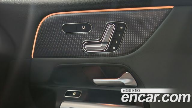 Mercedes-Benz EQB (X243) EQB300 4MATIC Electric Art 2024 — фото 22