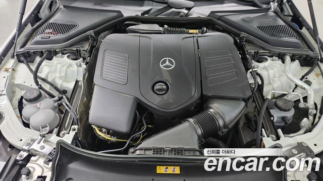 Mercedes-Benz E-Class (W214) E300 4MATIC AMG Line 2025 — фото 6