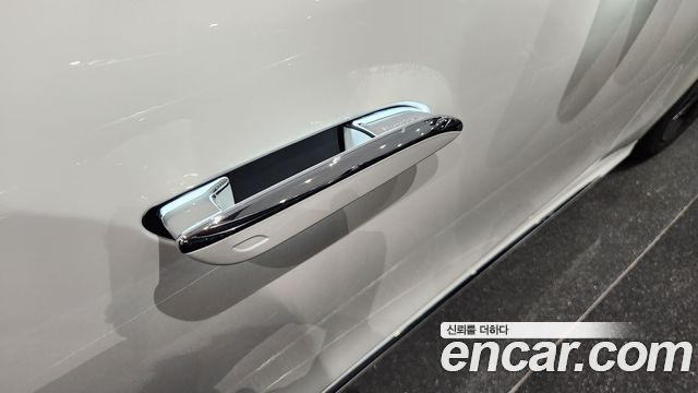 Mercedes-Benz E-Class (W214) E300 4MATIC AMG Line 2025 — фото 20