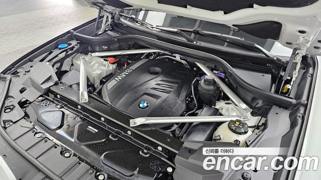 BMW X5 (G05) xDrive 40i M Sport 2025 — фото 6