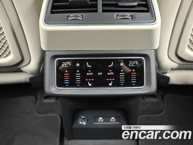 Audi Q8 e-tron (GE) 55 Quattro Sportback 2024 — фото 20