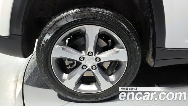 Jeep Grand Cherokee (WL) 3.6 Limited 2023 — фото 5