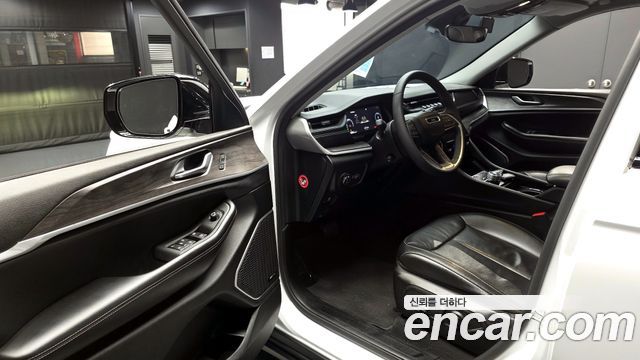 Jeep Grand Cherokee (WL) 3.6 Limited 2023 — фото 10