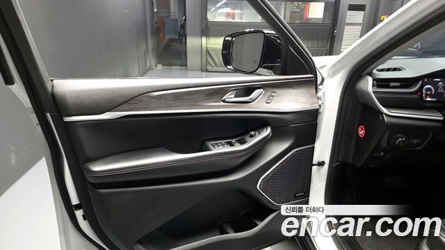 Jeep Grand Cherokee (WL) 3.6 Limited 2023 — фото 24