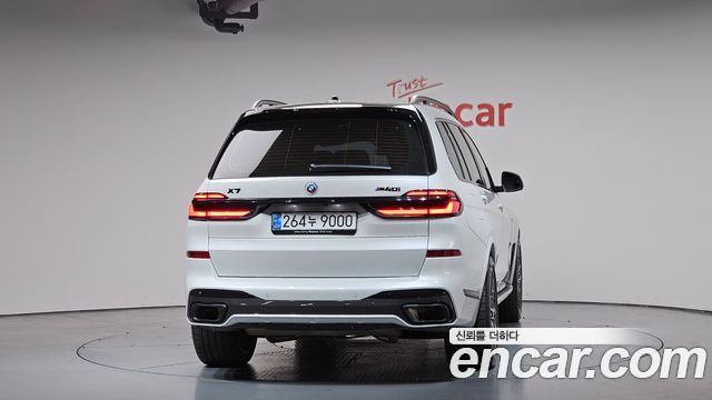 BMW X7 (G07) xDrive 40i M Sport 7STR 2025 — фото 4